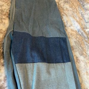 Color block jeans